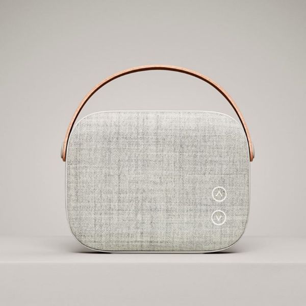 تصویر  Universal Speakers